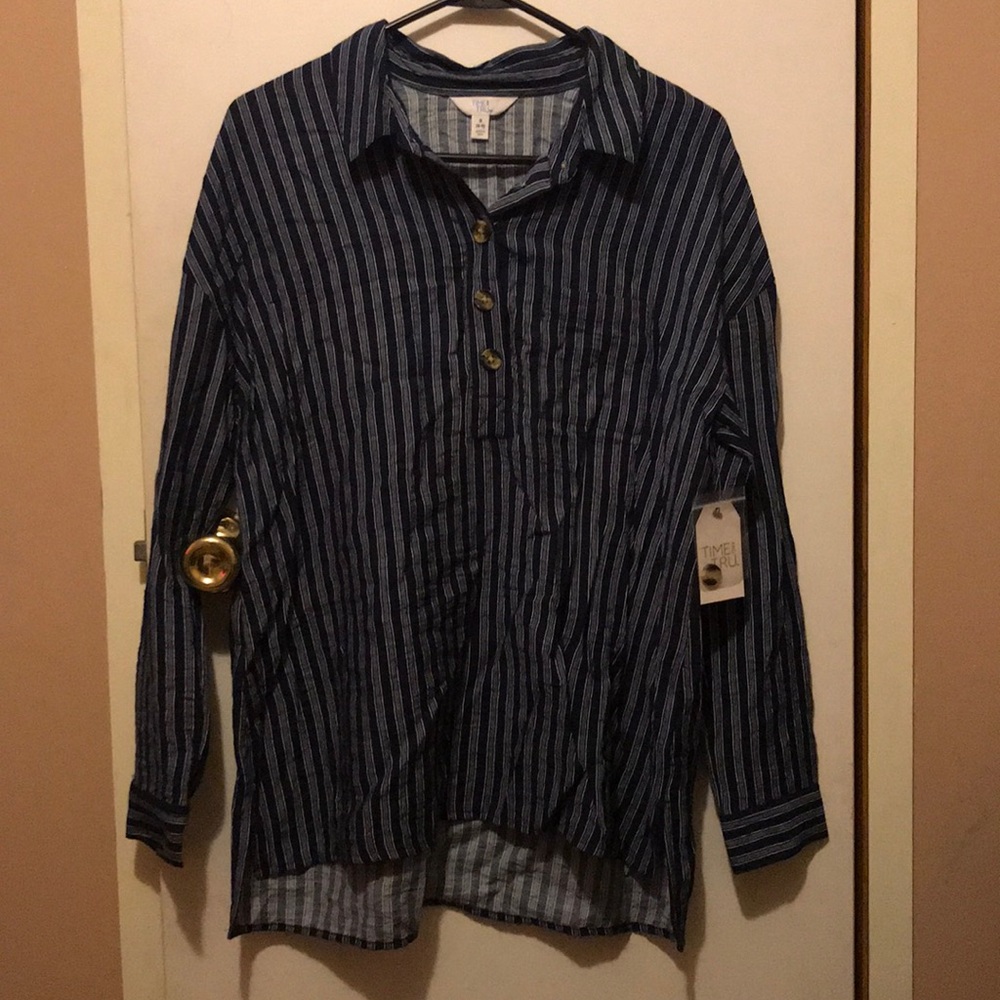 Time and Tru long sleeve button up shirt